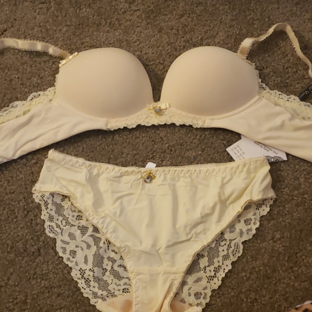 Bra and panty set